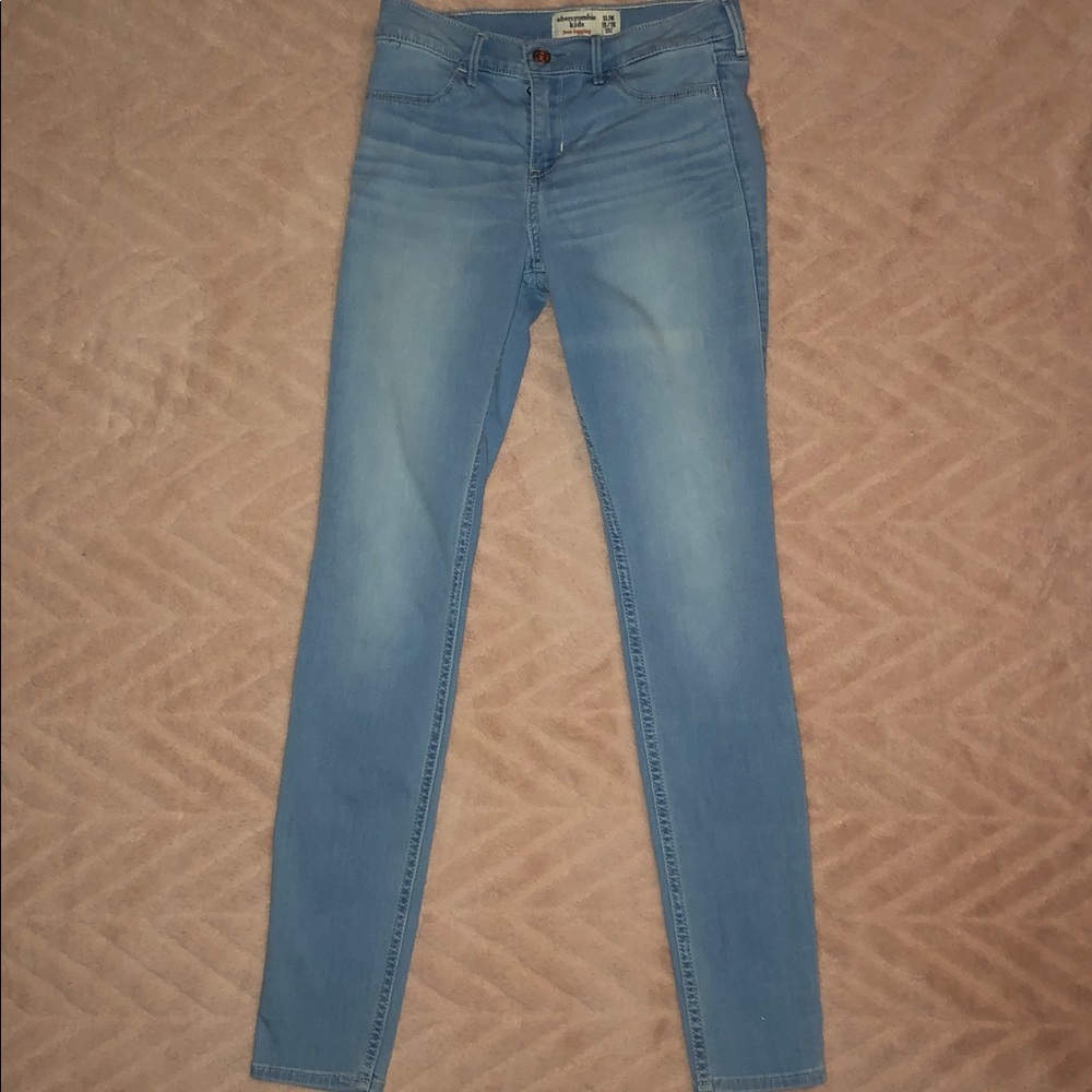 abercrombie light wash jeans
